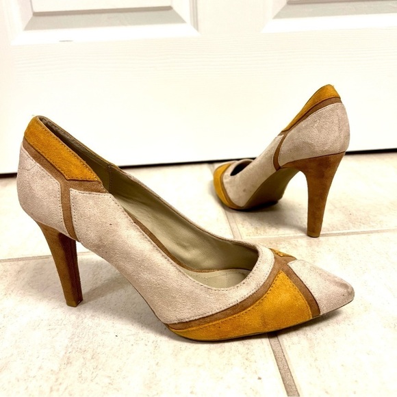 Rialto Womens Morgana Retro suede Pointed Toe Classic Pumps Size 9M patched - Picture 2 of 9